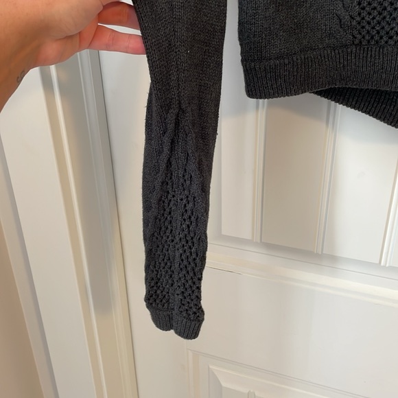 Lululemon “Be Present Pullover” - Picture 8 of 12